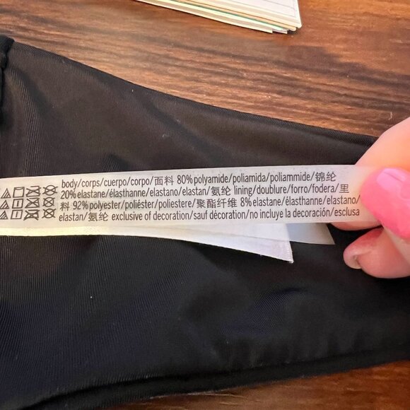 Victoria’s Secret Black Bandeau With Gold Metal “V” Logo Strapless Womens Size X - Picture 7 of 8